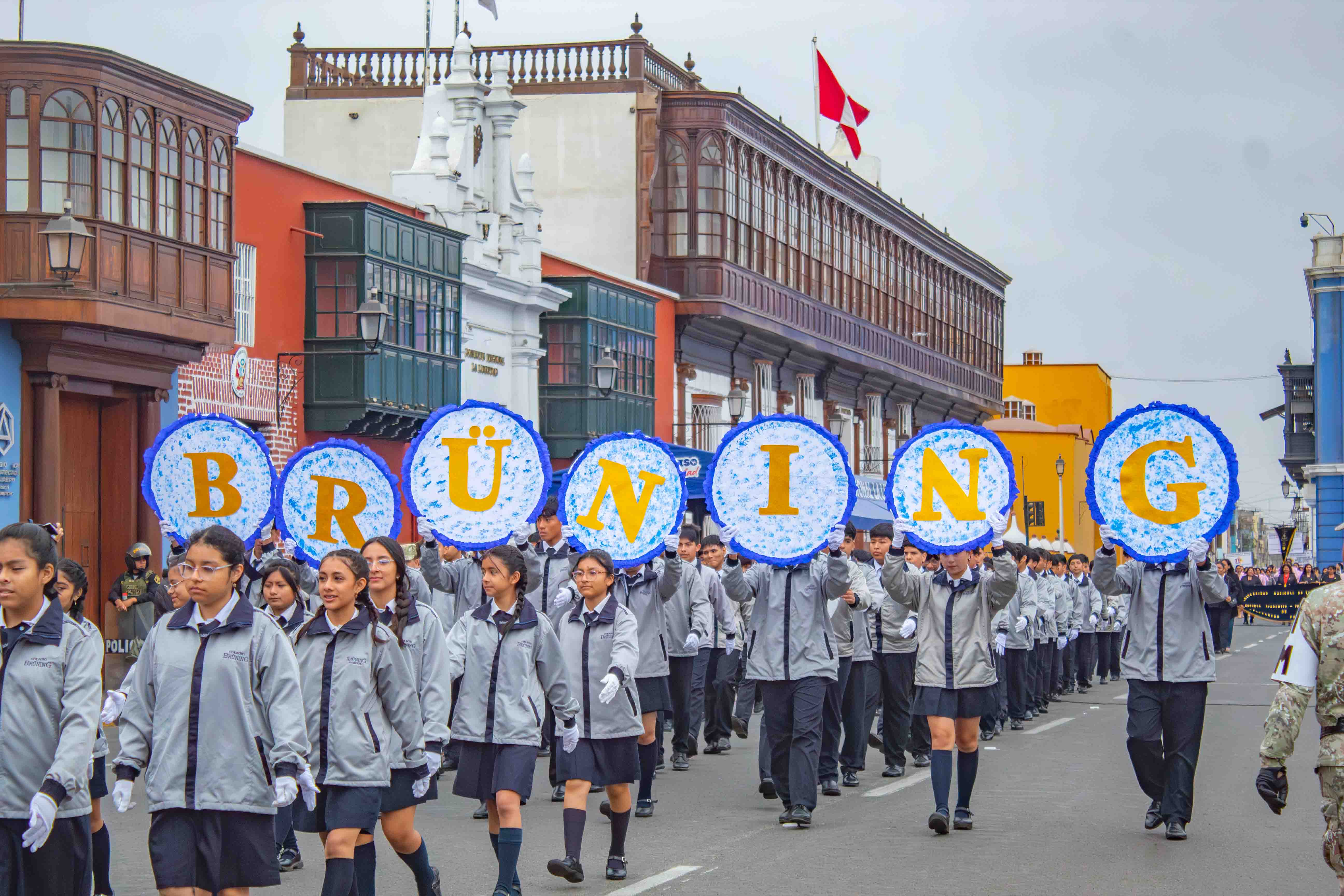 Alumnos BRÜNING SCHOOL